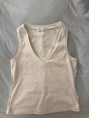 Isalis Bakar Tank Top